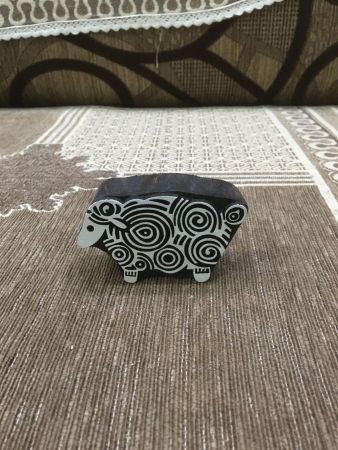 indian wooden printing block - curly sheep, Wood Blocks, Tjaps, Carved wood stamps, Indian wood stamps, Pottery Stamps, Soap Stamps