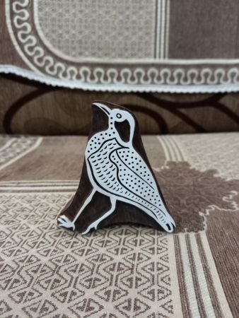 Agulhas long-billed lark Bird , pottery stamp ceramic mold scrapbooking tjap batik printing floral carved stamps.