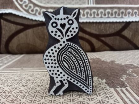 An Owl ,pottery stamp ceramic mold scrapbooking tjap batik printing floral carved stamps